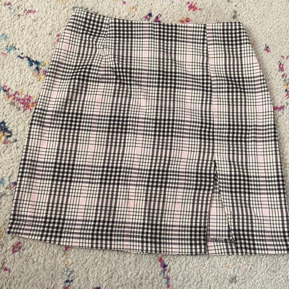 plaid skirt